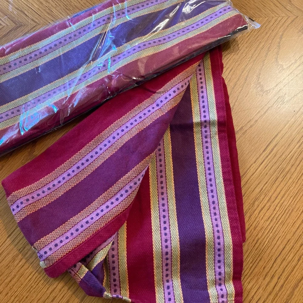 The Pampered Chef Stripe & Tiles Kitchen Towel Set - 100% Cotton